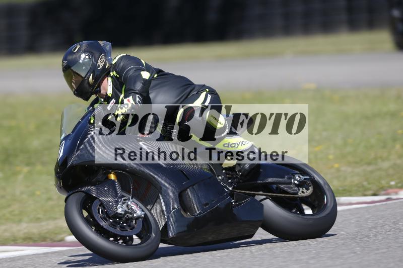 /15 22.05.2026  Plüss Moto Sport  Discover the Bike ADR /Gruppe gruen - Bike 1/7